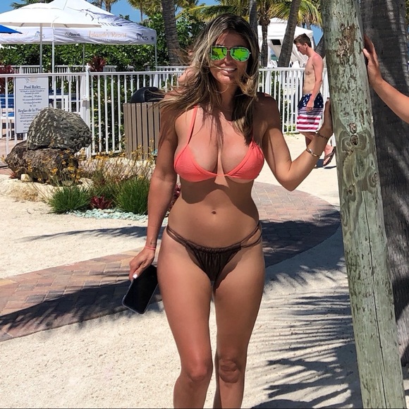 Meet your Posher, Alysha - Picture 1 of 1